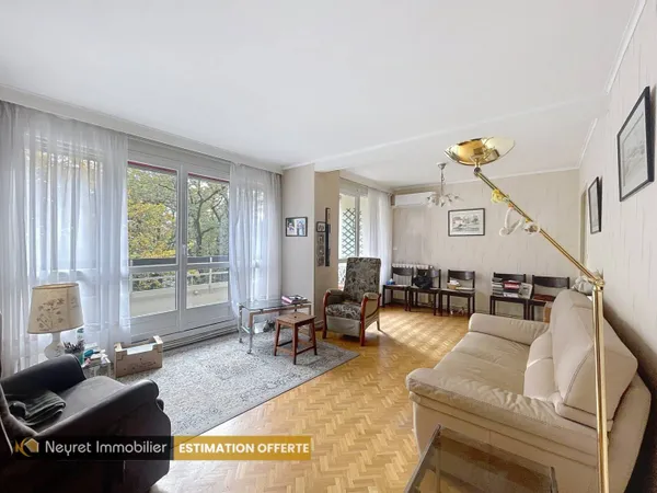 Appartement 4 pièces 83 m² 