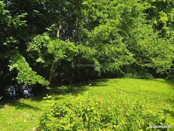 Terrain 411 m² La Chartre-sur-le-Loir 