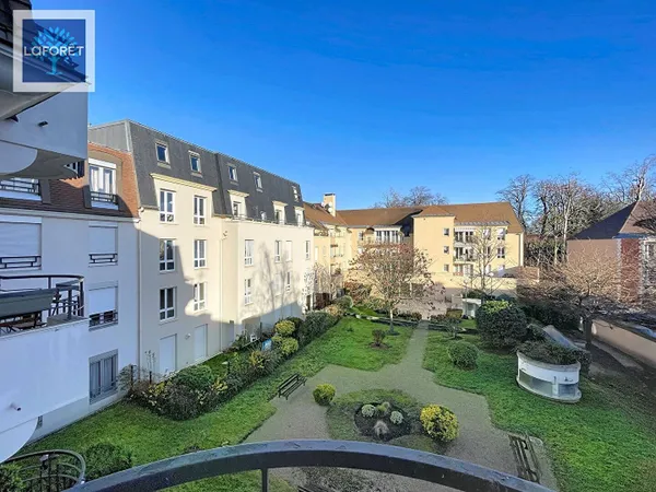 Appartement 4 pièces 93 m² 