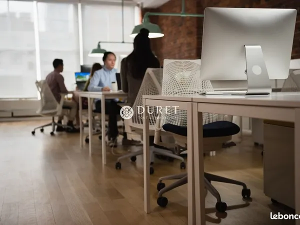 Bureaux 331 m² Montaigu-Vendée 