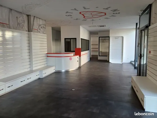 Local commercial 170 m² 