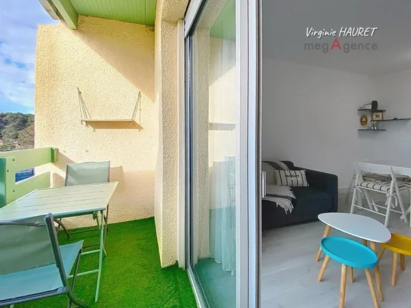 APPARTEMENT 32m2 - 1CHAMBRE- 1 BALCON- 1 PLACE DE PARKING- BORD DE MER 