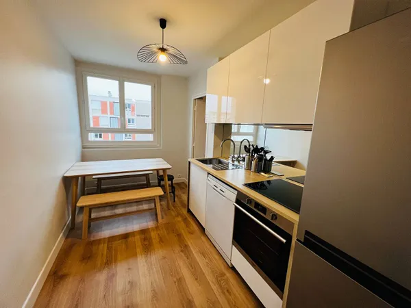 Appartement 1 pièce 66 m² 