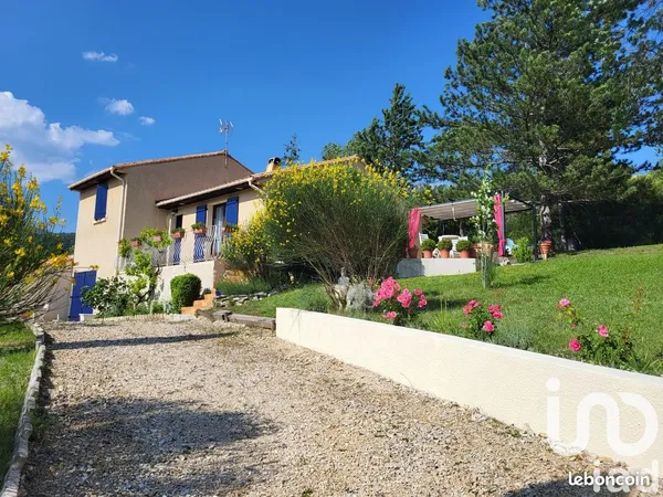 Villa 4 pièces 105 m² 