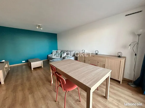 Appartement 4 pièces 77 m² 