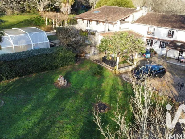 Maison 8 pièces 290 m² 