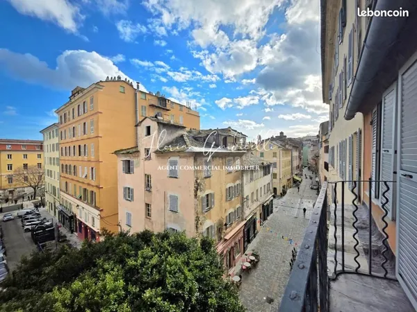 Appartement 4 pièces 94 m² 