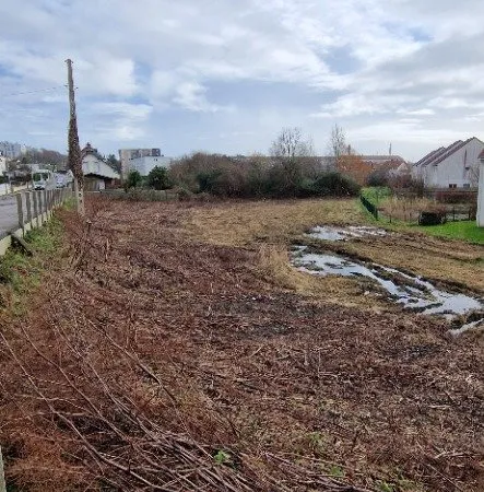 Terrain 350 m² 