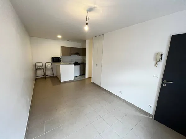 Studio 1 pièce 22 m² 