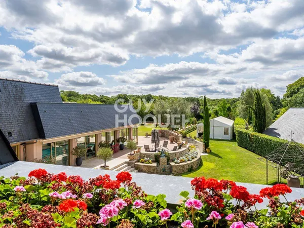 Maison 9 pièces 312 m² 