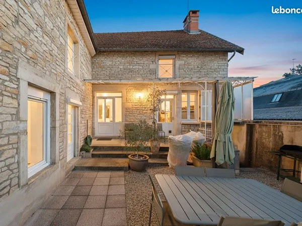 Maison 6 pièces 167 m² 