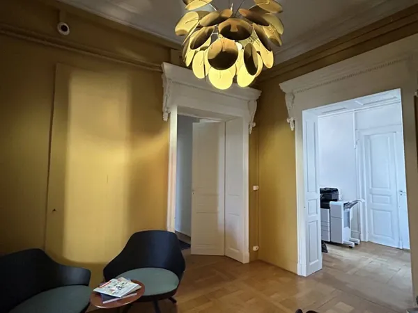 Appartement 7 pièces 300 m² 