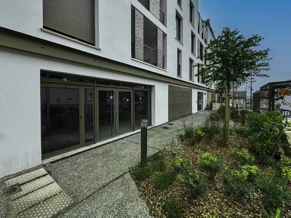 Local commercial 48 m² 