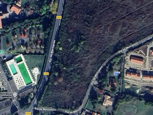 Terrain constructible 1063 m² 