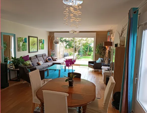 Maison 6 pièces 179 m² 
