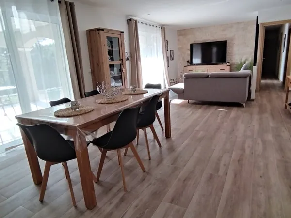 Villa 7 pièces 126 m² 