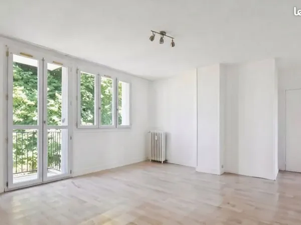 Appartement 3 chambres 1er etage 68m² 
