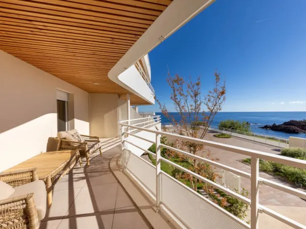 Appartement Duplex 60,50 m² Vue Mer Panoramique Résidence en Bor 