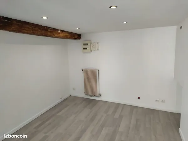 Studio Pontoise 35min Paris 