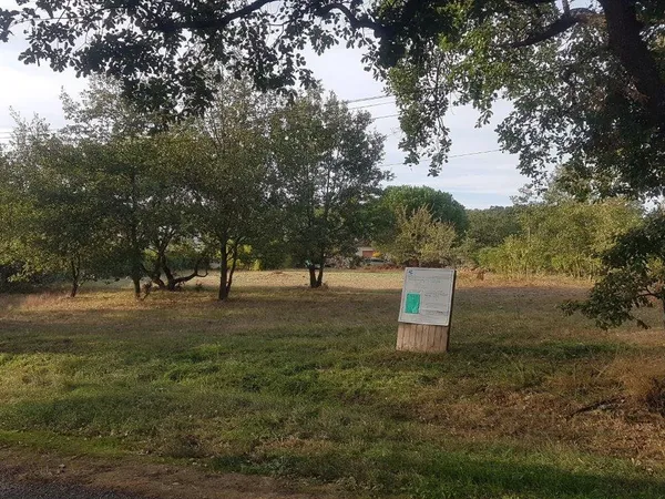 PLAISANCE DU TOUCH - TERRAIN DE 935 M2 hors lotissement 