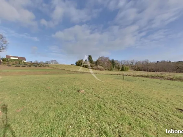 Terrain 2000 m² VALRAVILLON 