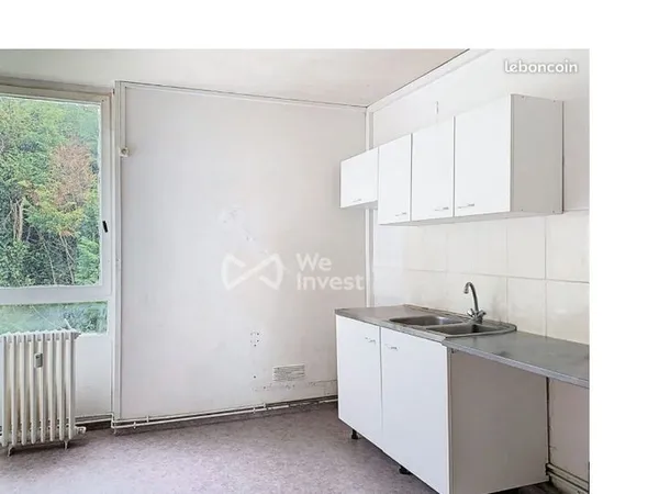 Apparemment à louer 78m2 