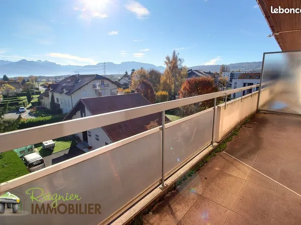 Appartement T4 traversant de 82.18m², au calme avec balcon + cave et garage 