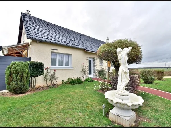 Maison familiale de 142 m² avec 4 chambres et sous-sol total, DPE D 