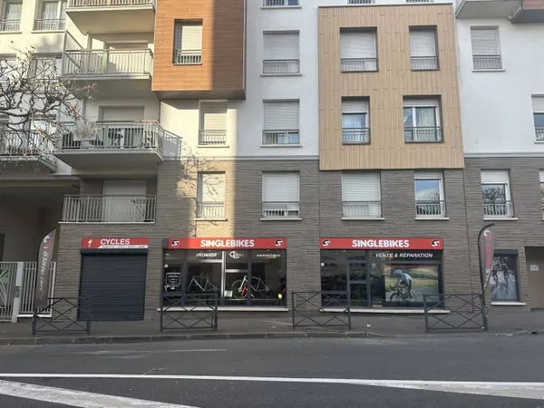 Local commercial 90 m² 