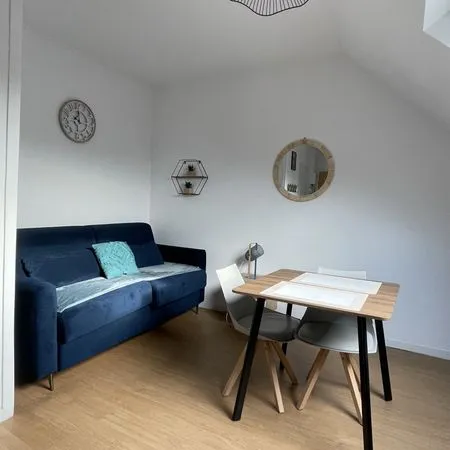 Studio 1 pièce 14 m² 