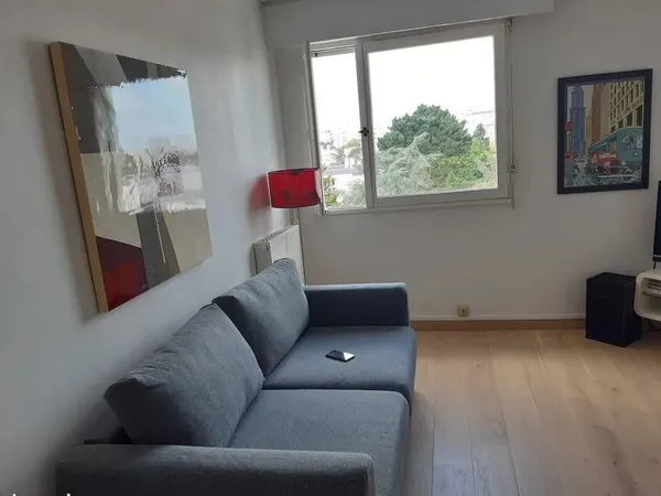 Beau studio meublé 20m² entièrement rénové 