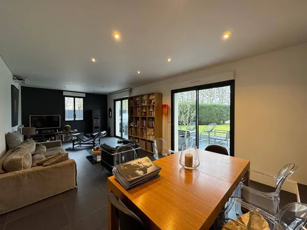 Maison 6 pièces 138 m² 