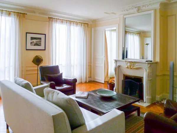 Loue très bel appartement 2 chambres - balcon- proche Montmartre 