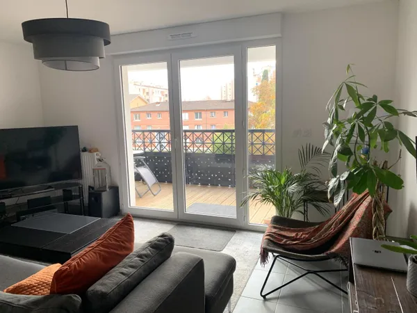 Appartement T3 avec balcon 