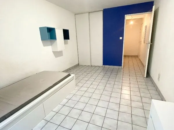 Studio 1 pièce 18 m² 