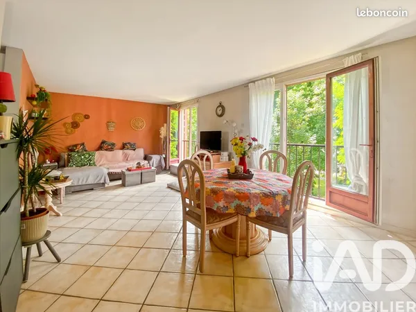 Appartement 6 pièces 84 m² 