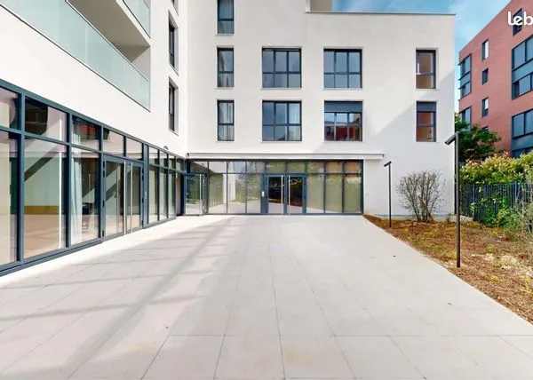 Appartement 1 pièce 45 m² 