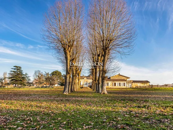 À vendre - Martillac - Chartreuse 19ème avec piscine 