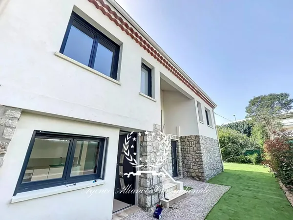 Villa 4 pièces 130 m² 