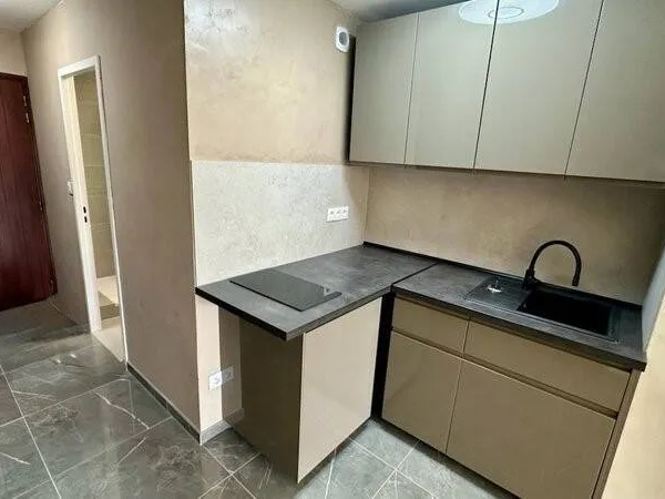 Studio 1 pièce 30 m² 