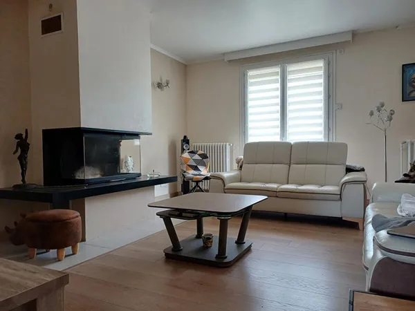 Maison Vente Guiscard 7p 220m² 339000€