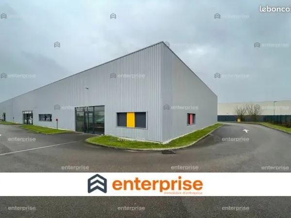 Local commercial 548 m² 