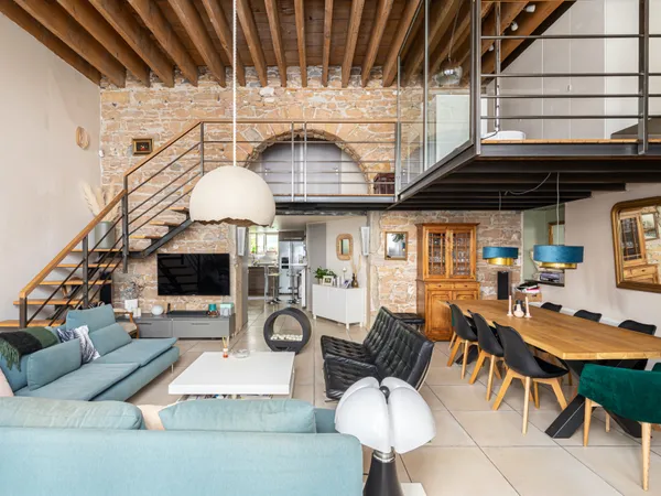 Loft de 146m2, 3 chambres, rue Duhamel à Lyon 2. 