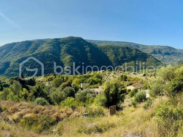 Propriété 139 m² 