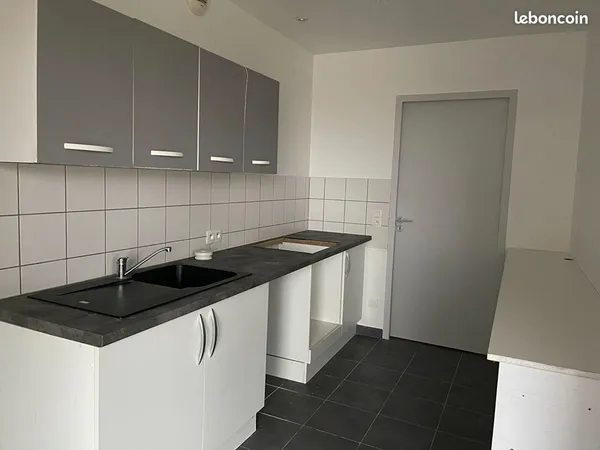 Appartement 2 pièces 64 m² 