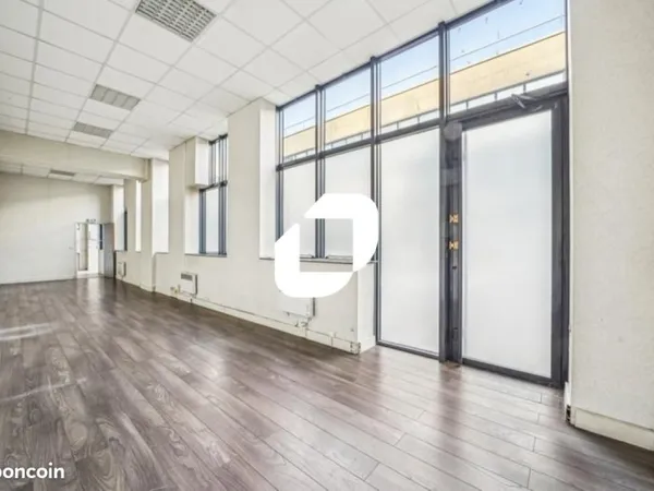 Bureaux 396 m²