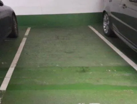 Parking 12 m² 