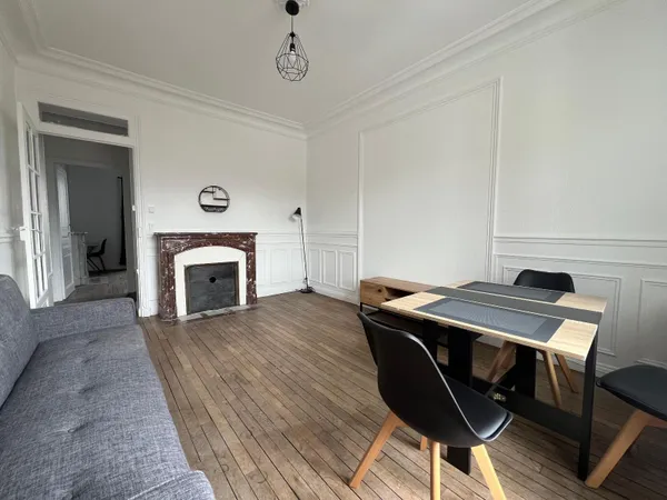 Appartement 4 pièces 80 m² 