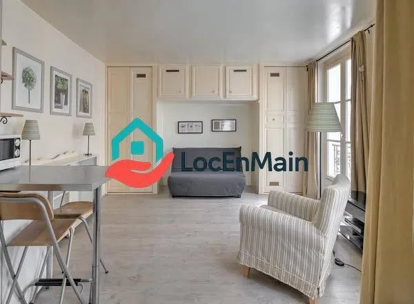 Studio 1 pièce 25 m² 
