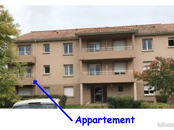 T3 Poitiers proche université et CHU. 2 Parking privatifs (un souterrain). 710 eur.(eau froide et 